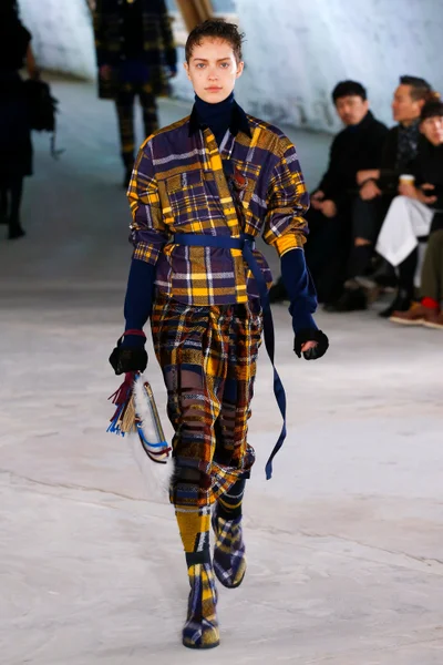 Look 38